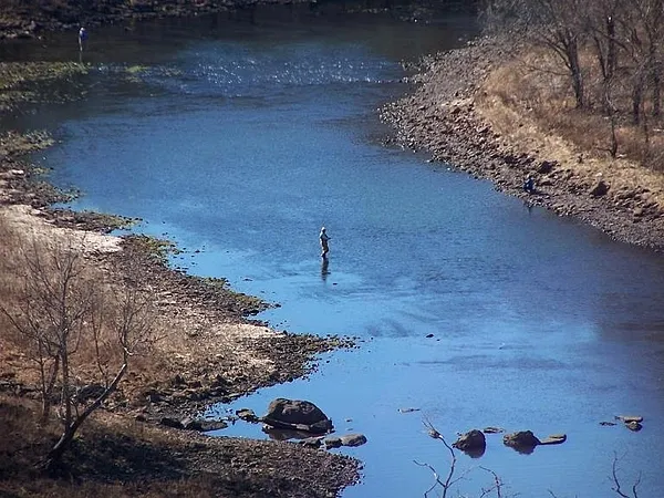 User submitted picture: Fall flyfishing on the lo...